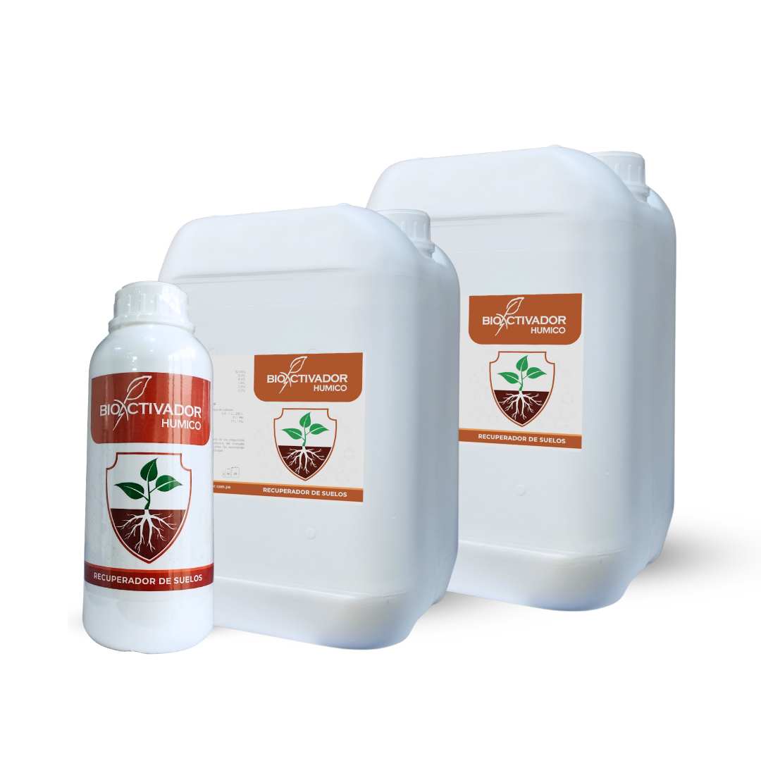 Envases del fertilizante y recuperador de suelos a base de ácido húmico líquido de Bioactivador, diseñado para mejorar la estructura del suelo y liberar nutrientes.